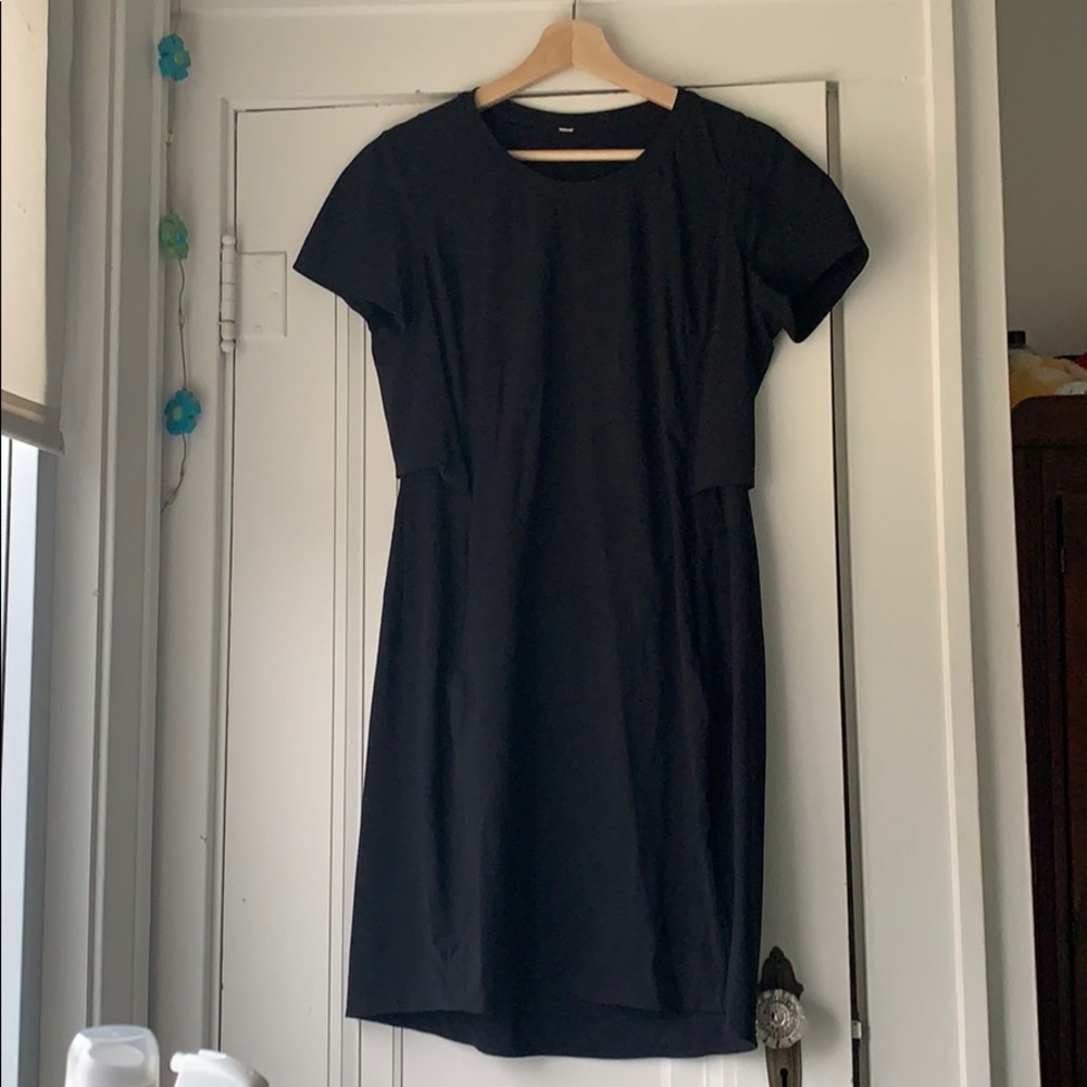 Lululemon and & go endeavor dress